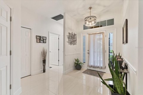 House in Bradenton, Florida 3 bedrooms, 220.27 sq.m. № 1772007 - photo 6