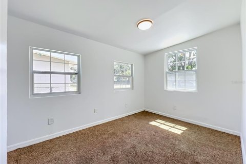 Villa ou maison à vendre à Orlando, Floride: 3 chambres, 155.98 m2 № 2204140 - photo 18