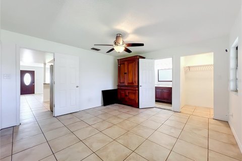 Villa ou maison à vendre à Orlando, Floride: 3 chambres, 155.98 m2 № 2204140 - photo 13