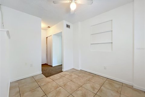 Villa ou maison à vendre à Orlando, Floride: 3 chambres, 155.98 m2 № 2204140 - photo 20