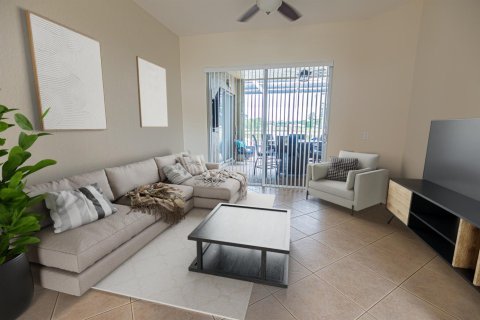 Casa en venta en Port St. Lucie, Florida, 4 dormitorios, 197.7 m2 № 2078355 - foto 10