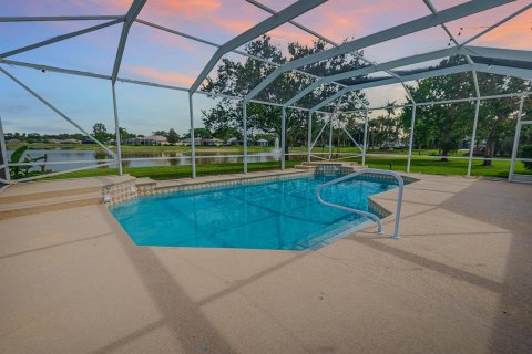 Casa en venta en Port St. Lucie, Florida, 4 dormitorios, 197.7 m2 № 2078355 - foto 2