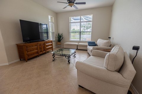 Casa en venta en Port St. Lucie, Florida, 4 dormitorios, 197.7 m2 № 2078355 - foto 5