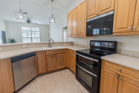 Casa en venta en Port St. Lucie, Florida, 4 dormitorios, 197.7 m2 № 2078355 - foto 9