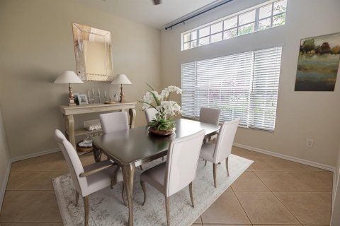 Casa en venta en Port St. Lucie, Florida, 4 dormitorios, 197.7 m2 № 2078355 - foto 6