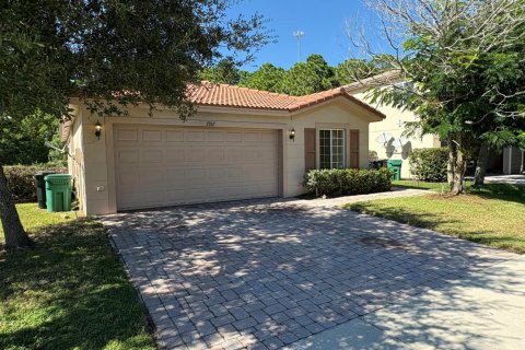 Villa ou maison à Port St. Lucie, Floride 4 chambres, 148.27 m2 № 2407722