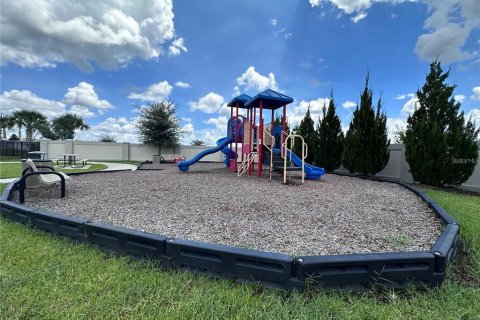 Adosado en alquiler en Orlando, Florida, 3 dormitorios, 142.33 m2 № 1917947 - foto 25