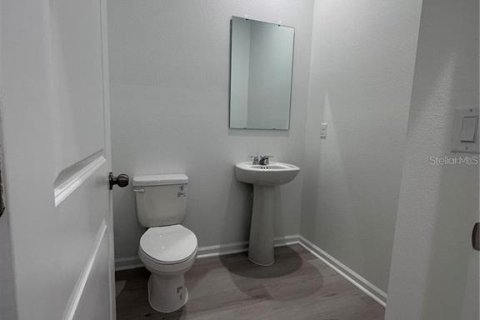 Adosado en alquiler en Orlando, Florida, 3 dormitorios, 142.33 m2 № 1917947 - foto 3