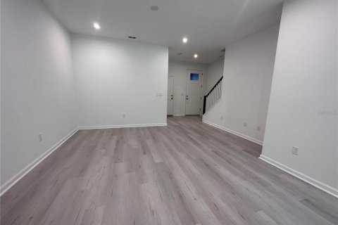 Adosado en alquiler en Orlando, Florida, 3 dormitorios, 142.33 m2 № 1917947 - foto 13