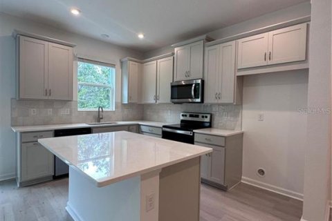 Adosado en alquiler en Orlando, Florida, 3 dormitorios, 142.33 m2 № 1917947 - foto 8