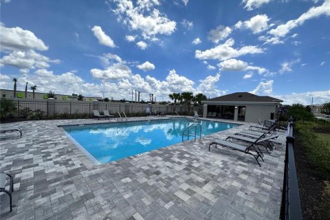 Adosado en alquiler en Orlando, Florida, 3 dormitorios, 142.33 m2 № 1917947 - foto 27