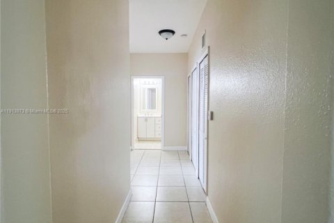 Купить кондоминиум в Хомстед, Флорида 3 спальни, 108.32м2, № 1969539 - фото 19