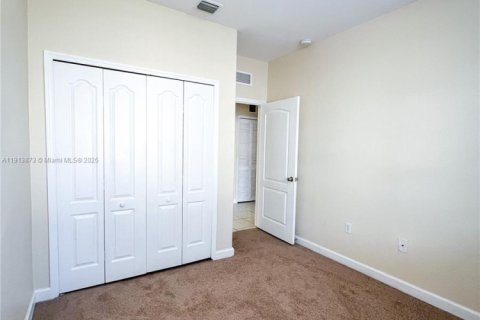 Купить кондоминиум в Хомстед, Флорида 3 спальни, 108.32м2, № 1969539 - фото 12