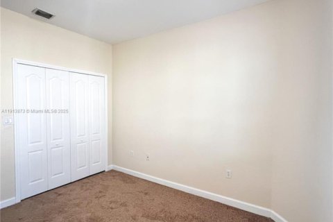 Купить кондоминиум в Хомстед, Флорида 3 спальни, 108.32м2, № 1969539 - фото 10