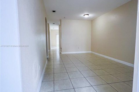 Купить кондоминиум в Хомстед, Флорида 3 спальни, 108.32м2, № 1969539 - фото 26