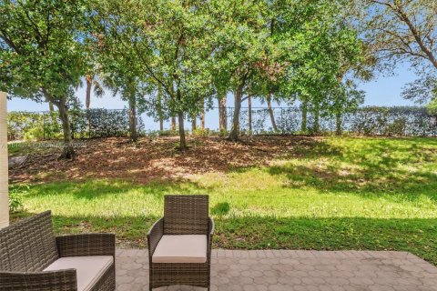 Townhouse in Miramar, Florida 3 bedrooms, 166.57 sq.m. № 1839322 - photo 21