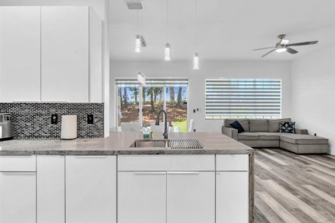 Townhouse in Miramar, Florida 3 bedrooms, 166.57 sq.m. № 1839322 - photo 15