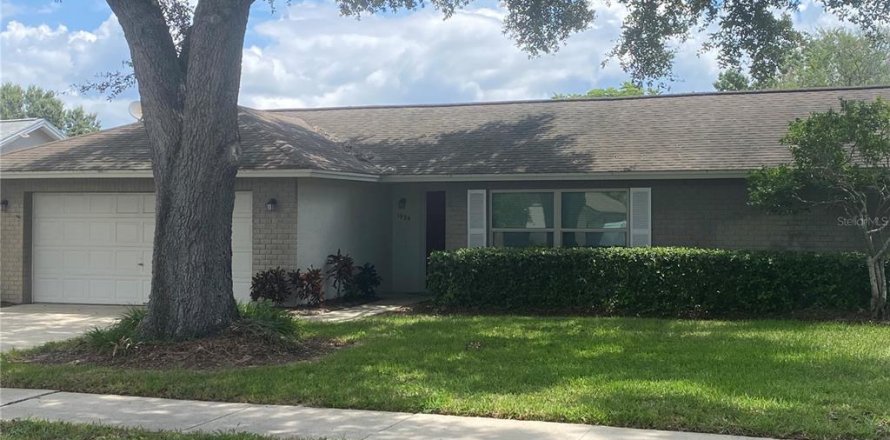 House in Oviedo, Florida 3 bedrooms, 139.73 sq.m. № 1919449