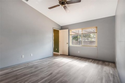 House in Oviedo, Florida 3 bedrooms, 139.73 sq.m. № 1919449 - photo 17