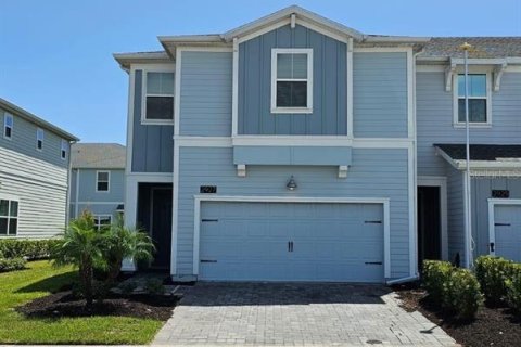 Adosado en venta en Kissimmee, Florida, 4 dormitorios, 192.03 m2 № 1848599 - foto 1