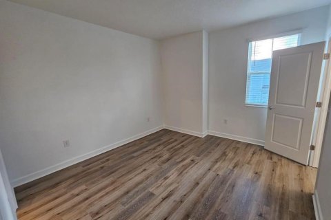 Adosado en venta en Kissimmee, Florida, 4 dormitorios, 192.03 m2 № 1848599 - foto 24