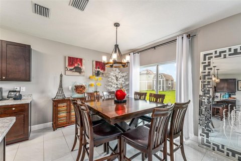 Casa en venta en Ocala, Florida, 5 dormitorios, 247.21 m2 № 2208190 - foto 15