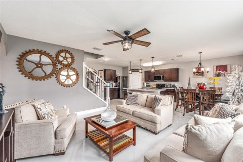 Casa en venta en Ocala, Florida, 5 dormitorios, 247.21 m2 № 2208190 - foto 17