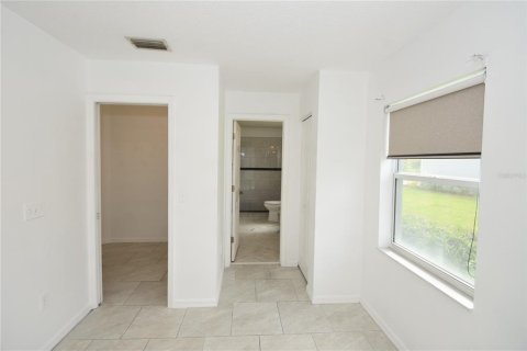 House in Palm Coast, Florida 3 bedrooms, 148.27 sq.m. № 1907274 - photo 30