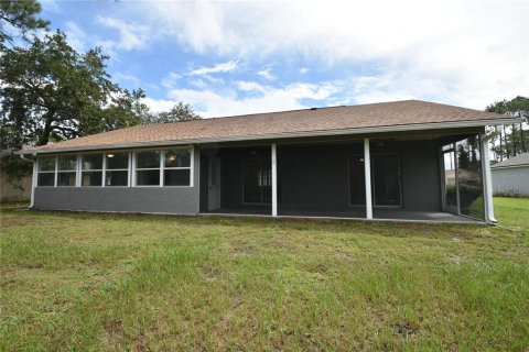 House in Palm Coast, Florida 3 bedrooms, 148.27 sq.m. № 1907274 - photo 2
