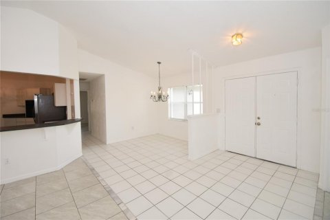 House in Palm Coast, Florida 3 bedrooms, 148.27 sq.m. № 1907274 - photo 5