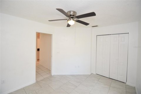 House in Palm Coast, Florida 3 bedrooms, 148.27 sq.m. № 1907274 - photo 20