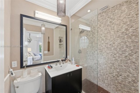 House in Fort Lauderdale, Florida 2 bedrooms, 113.25 sq.m. № 2274693 - photo 21