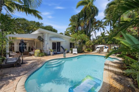 House in Fort Lauderdale, Florida 2 bedrooms, 113.25 sq.m. № 2274693 - photo 28