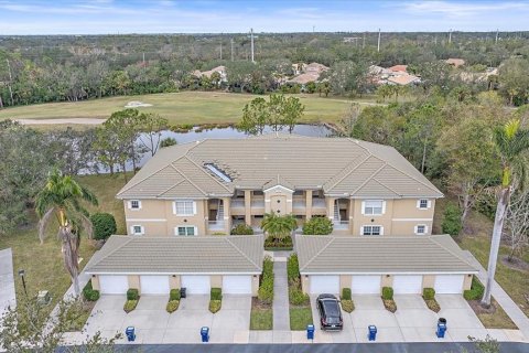 Condo in Bradenton, Florida, 3 bedrooms  № 1524648 - photo 1