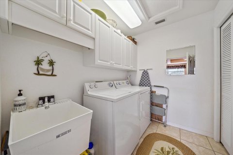 Condo in Bradenton, Florida, 3 bedrooms  № 1524648 - photo 29
