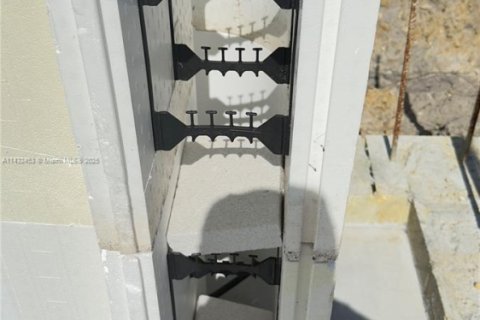 Villa ou maison à vendre à Fort Myers, Floride: 4 chambres, 145.48 m2 № 1942612 - photo 3