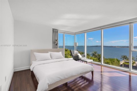 Condominio en venta en Miami, Florida, 2 dormitorios, 127 m2 № 2030927 - foto 10