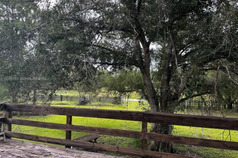 House in Clewiston, Florida 2 bedrooms № 2173361 - photo 27