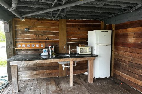 House in Clewiston, Florida 2 bedrooms № 2173361 - photo 29
