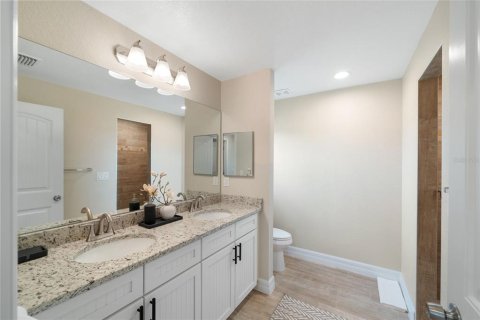 House in Rotonda, Florida 3 bedrooms, 149.2 sq.m. № 2131977 - photo 27