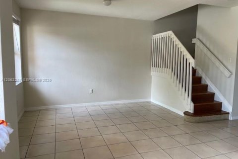 Adosado en venta en Homestead, Florida, 3 dormitorios, 146.04 m2 № 2261004 - foto 3