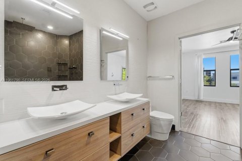 Adosado en venta en Plantation, Florida, 3 dormitorios, 150.13 m2 № 2024530 - foto 11