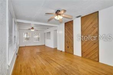 Casa en alquiler en Tampa, Florida, 3 dormitorios, 124.49 m2 № 1609572 - foto 5