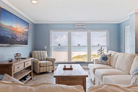 Condo in Saint Pete Beach, Florida, 2 bedrooms  № 2122409 - photo 12
