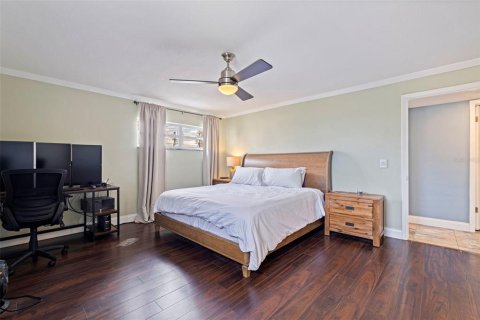 Condo in Saint Pete Beach, Florida, 2 bedrooms  № 2122409 - photo 23