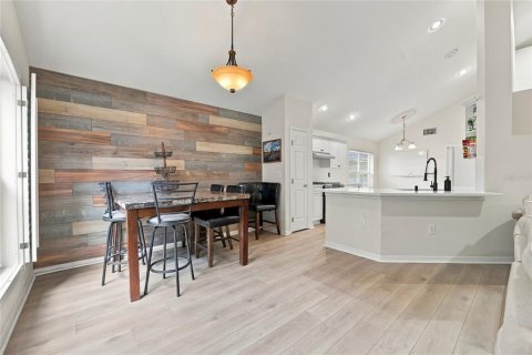 Casa en venta en Tampa, Florida, 3 dormitorios, 179.3 m2 № 2383785 - foto 11