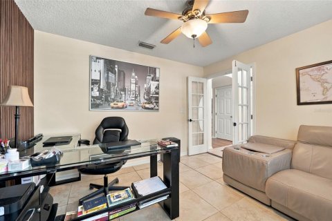 Casa en venta en Tampa, Florida, 3 dormitorios, 179.3 m2 № 2383785 - foto 5