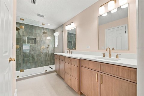 Casa en venta en Tampa, Florida, 3 dormitorios, 179.3 m2 № 2383785 - foto 18