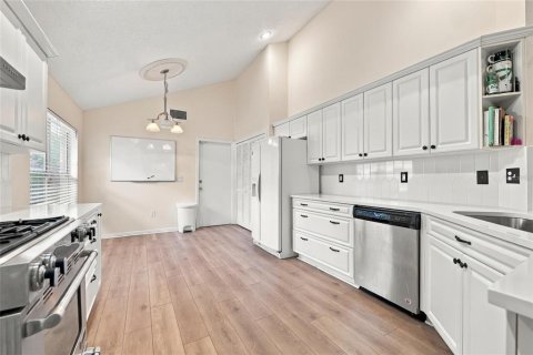 Casa en venta en Tampa, Florida, 3 dormitorios, 179.3 m2 № 2383785 - foto 13