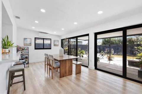 Villa ou maison à vendre à Hialeah, Floride: 3 chambres, 130.43 m2 № 2026178 - photo 5